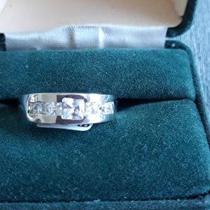 Sterling silver Mens Cz ring sz 9